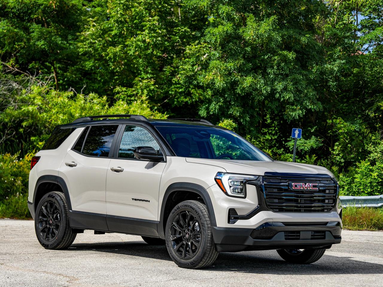 2027 GMC Terrain AWD Elevation Photo