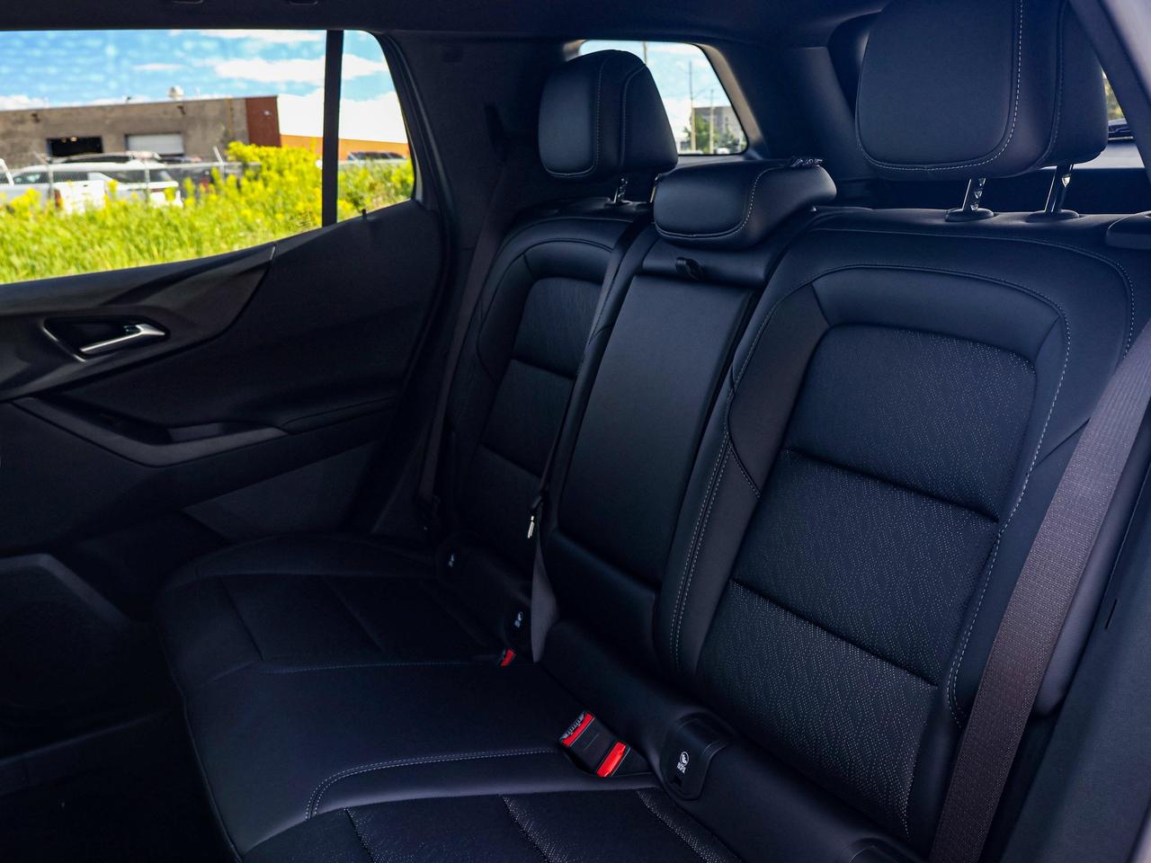 2027 Chevrolet Equinox AWD LT Photo