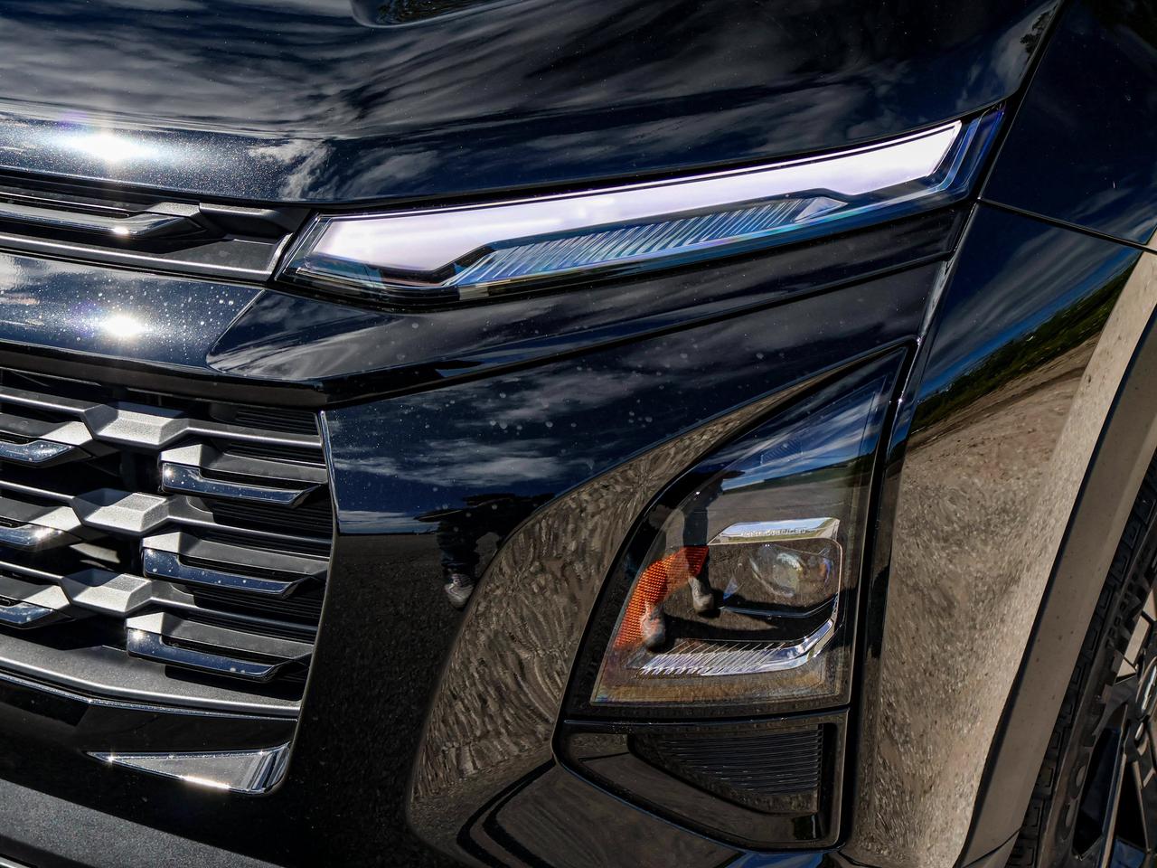 2027 Chevrolet Equinox AWD LT Photo