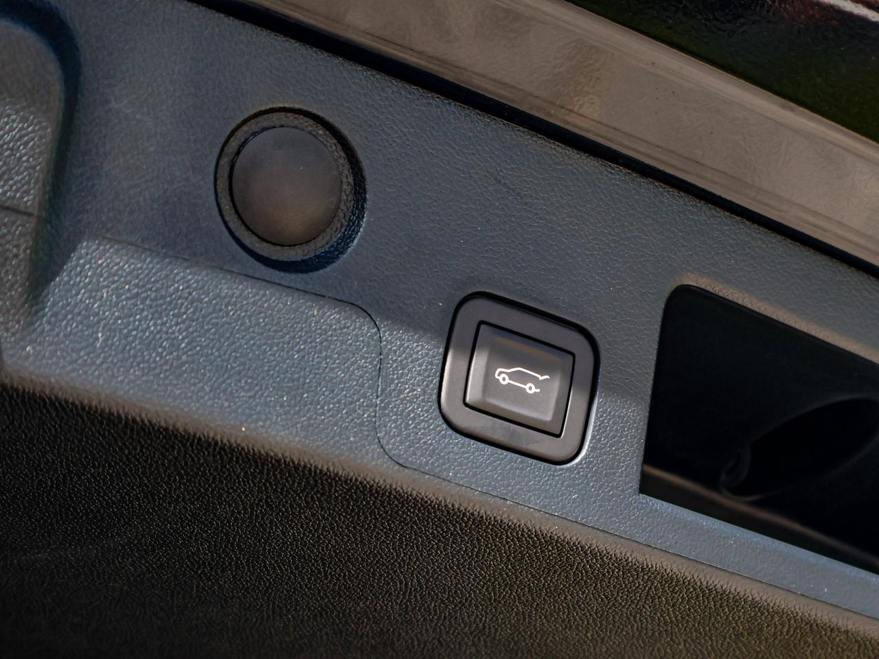 2027 Chevrolet Equinox AWD LT Photo