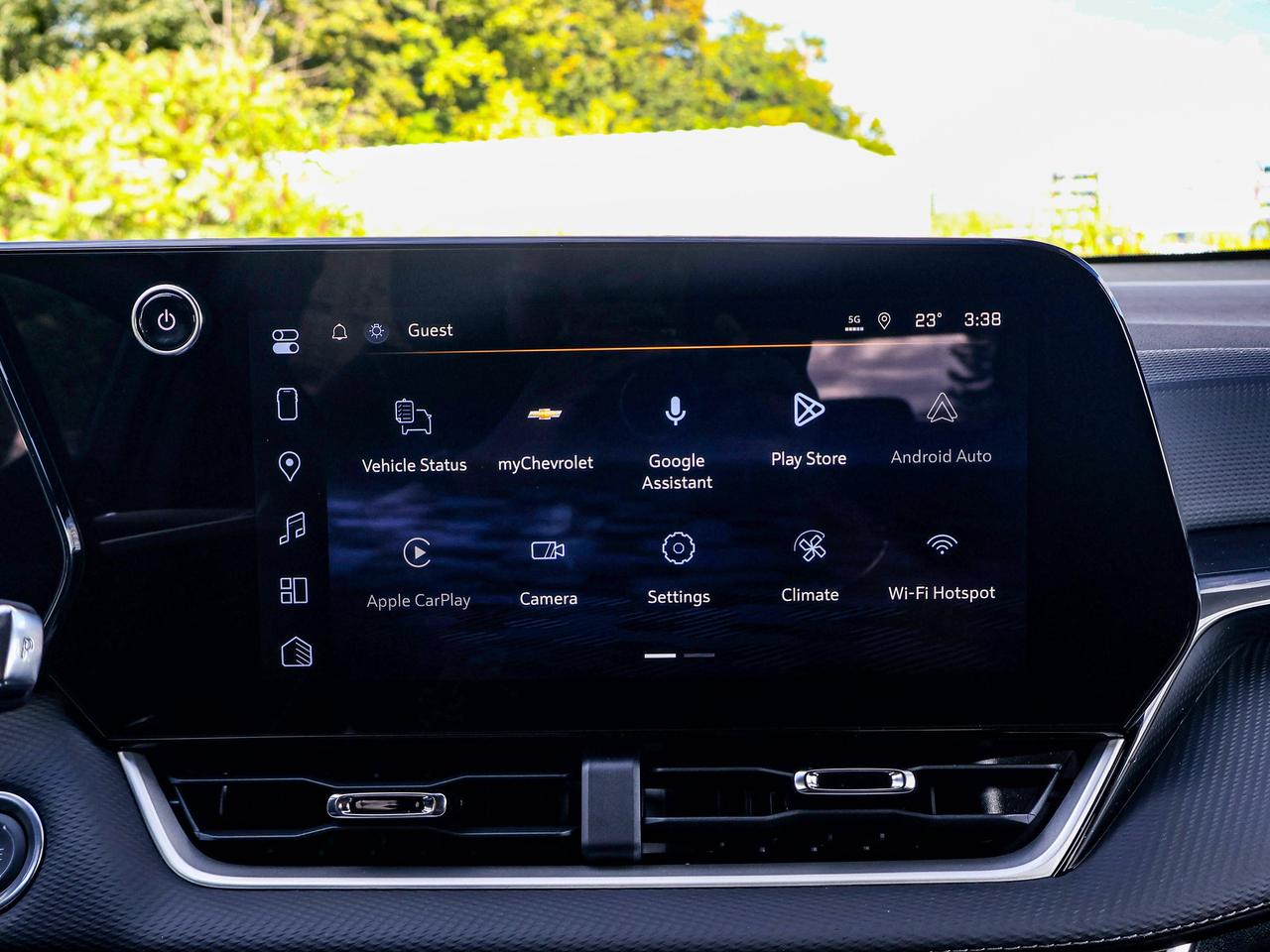 2027 Chevrolet Equinox AWD LT Photo