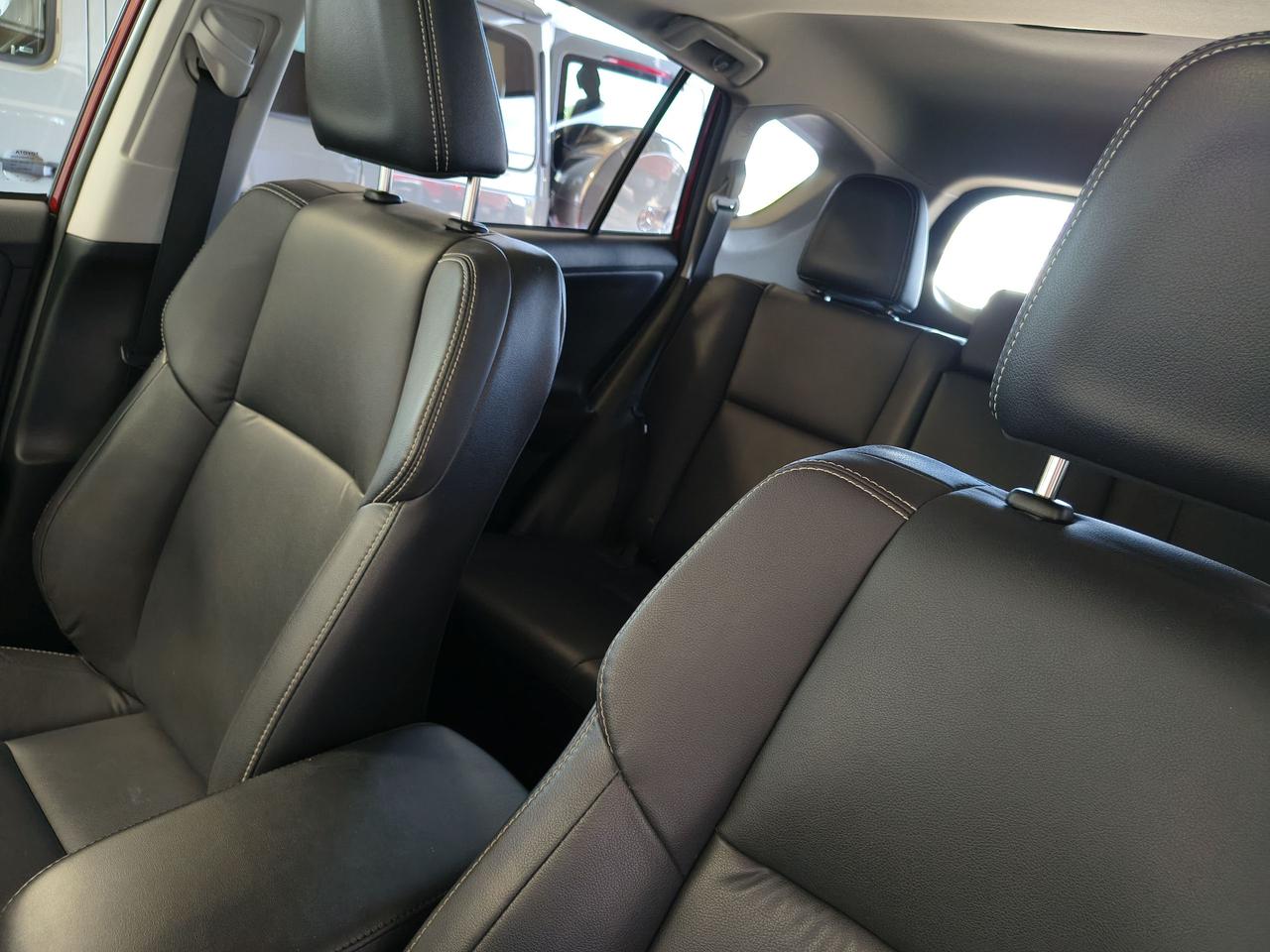 2018 Toyota RAV4 LIMITED  Photo0