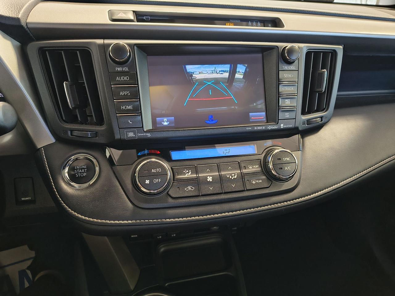 2018 Toyota RAV4 LIMITED  Photo0