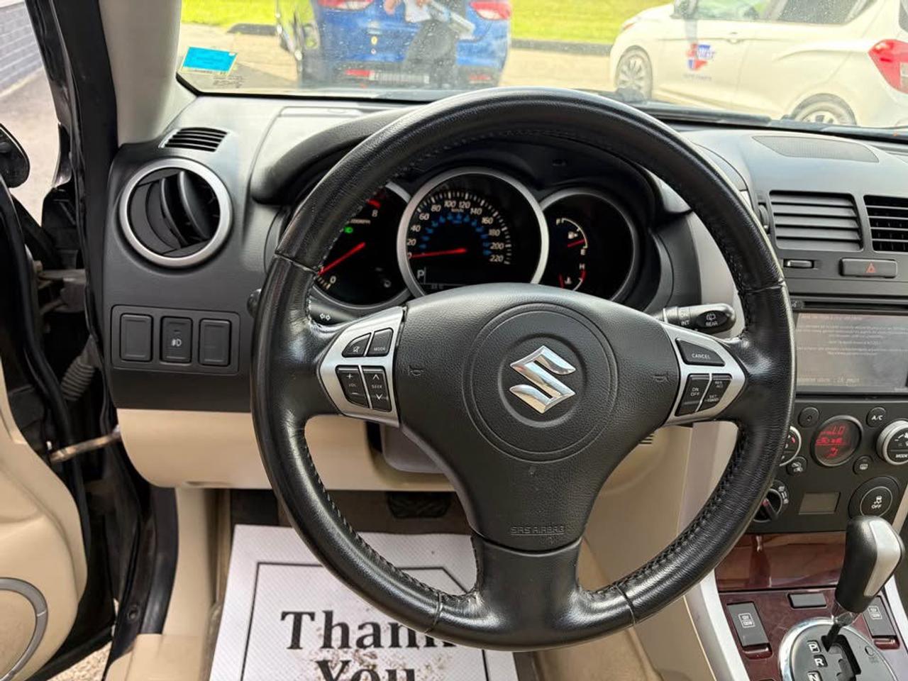 2013 Suzuki Grand Vitara Limited 4WD Photo