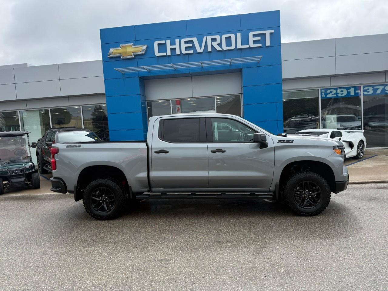2026 Chevrolet Silverado 1500 Crew Cab Short Box 4-Wheel Drive Custom Trail Boss Photo5