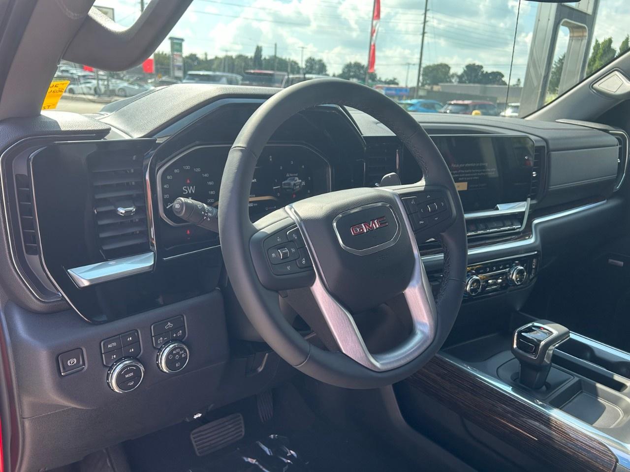 2026 GMC Sierra 1500 Crew Cab Short Box 4-Wheel Drive Elevation Photo