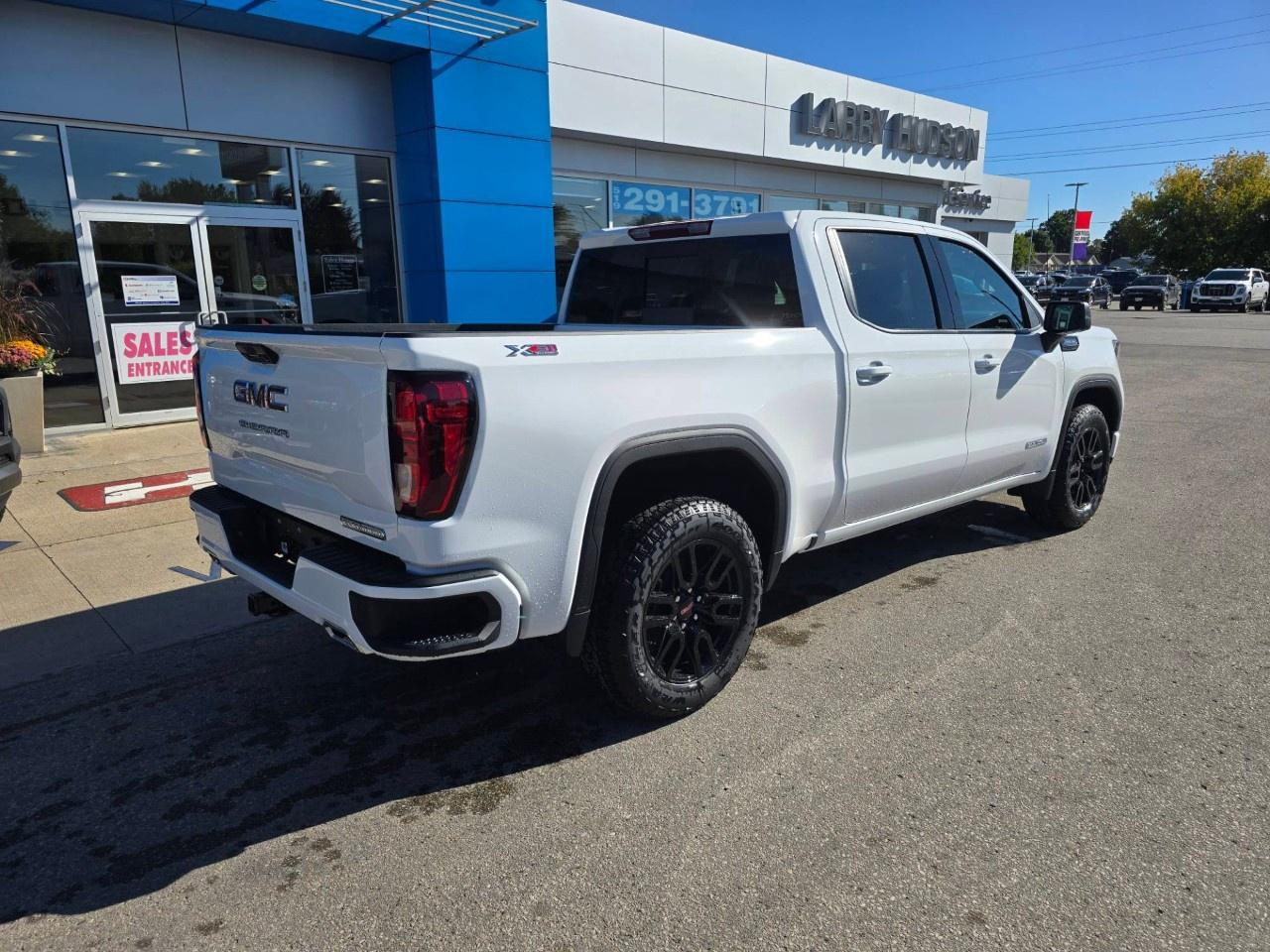 2026 GMC Sierra 1500 Crew Cab Short Box 4-Wheel Drive Elevation Photo2