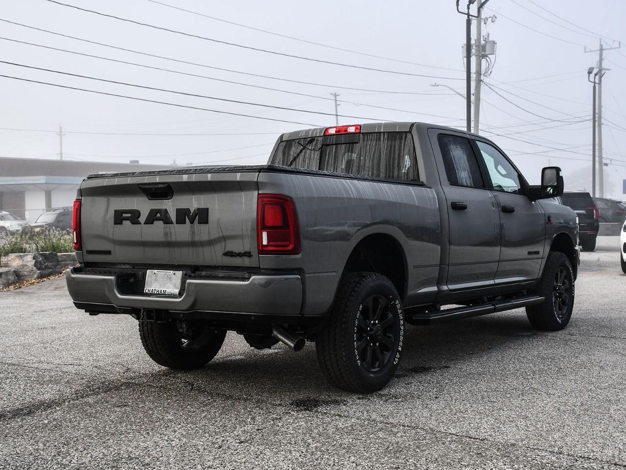 2027 RAM 2500 Big Horn 4x4 Crew Cab 6'4" Box Photo3