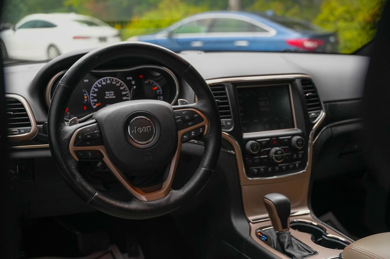 2017 Jeep Grand Cherokee LIMITED 4WD Photo