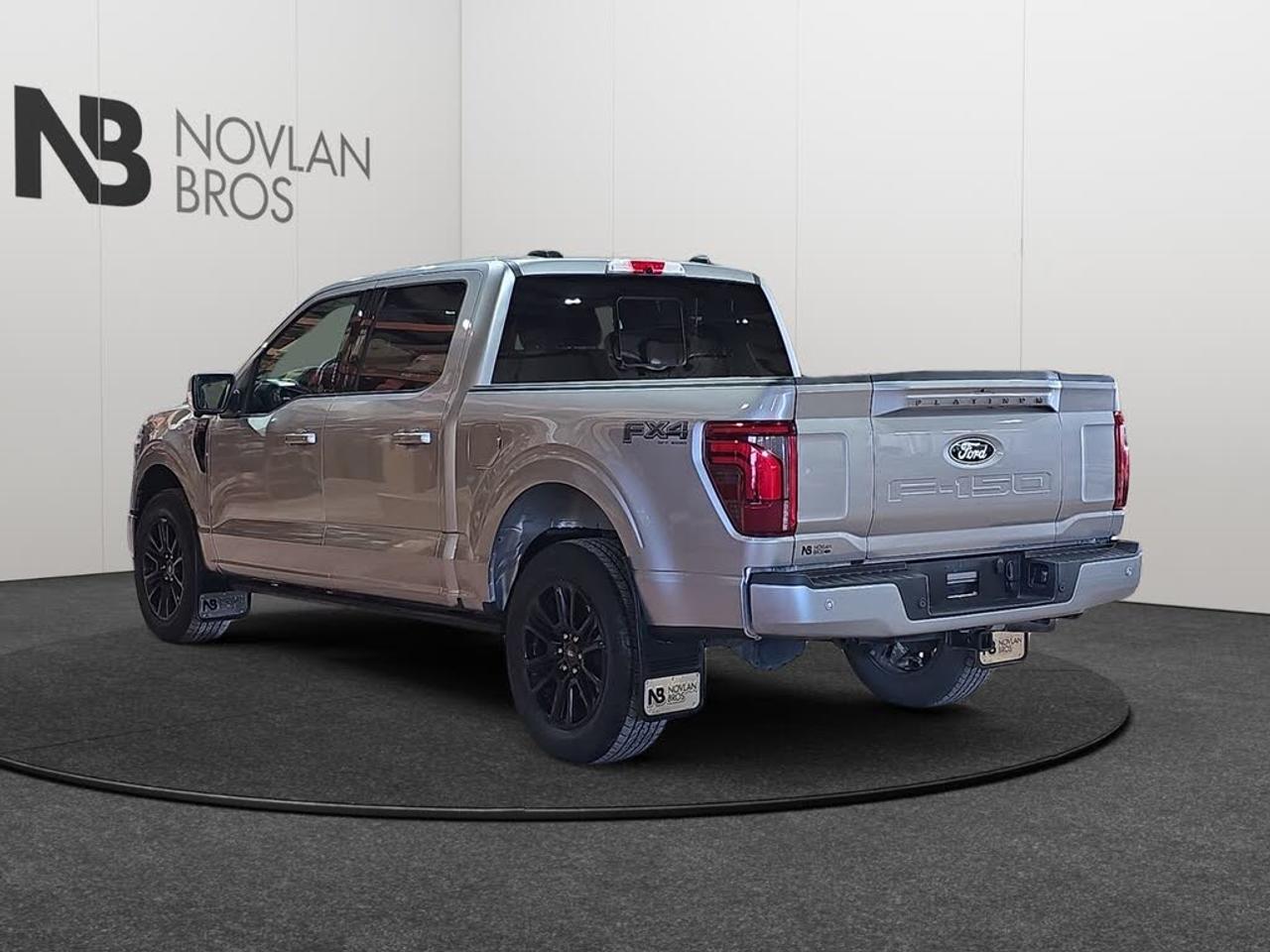 2024 Ford F-150 Platinum Photo2