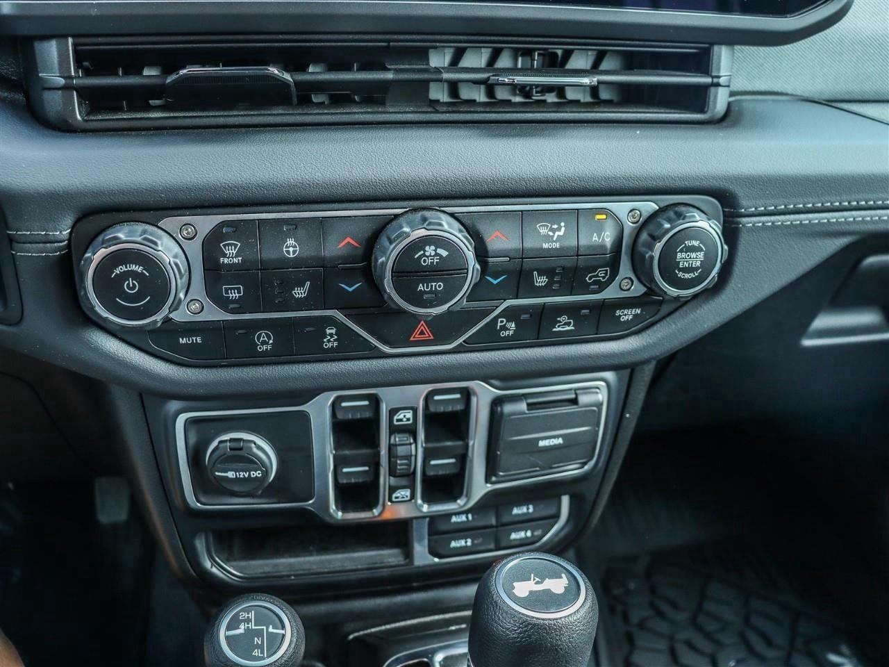2024 Jeep Wrangler SAHARA 4DR 4X4 Photo