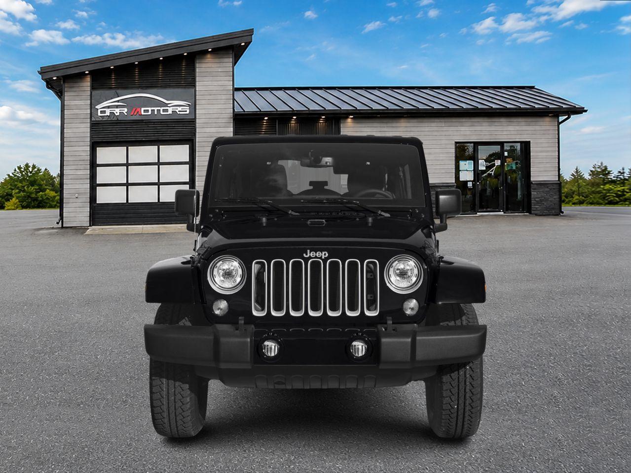 2017 Jeep WRANGLER UNLIMITED Sahara 4dr 4x4 Photo