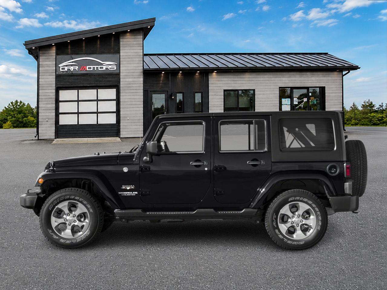 2017 Jeep WRANGLER UNLIMITED Sahara 4dr 4x4 Photo