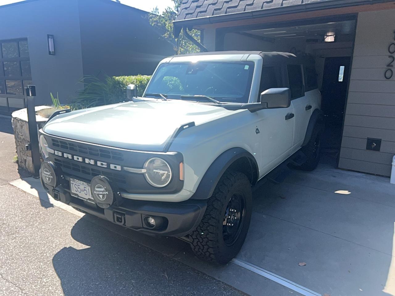 Used 2023 Ford Bronco Base for sale in Burnaby, BC