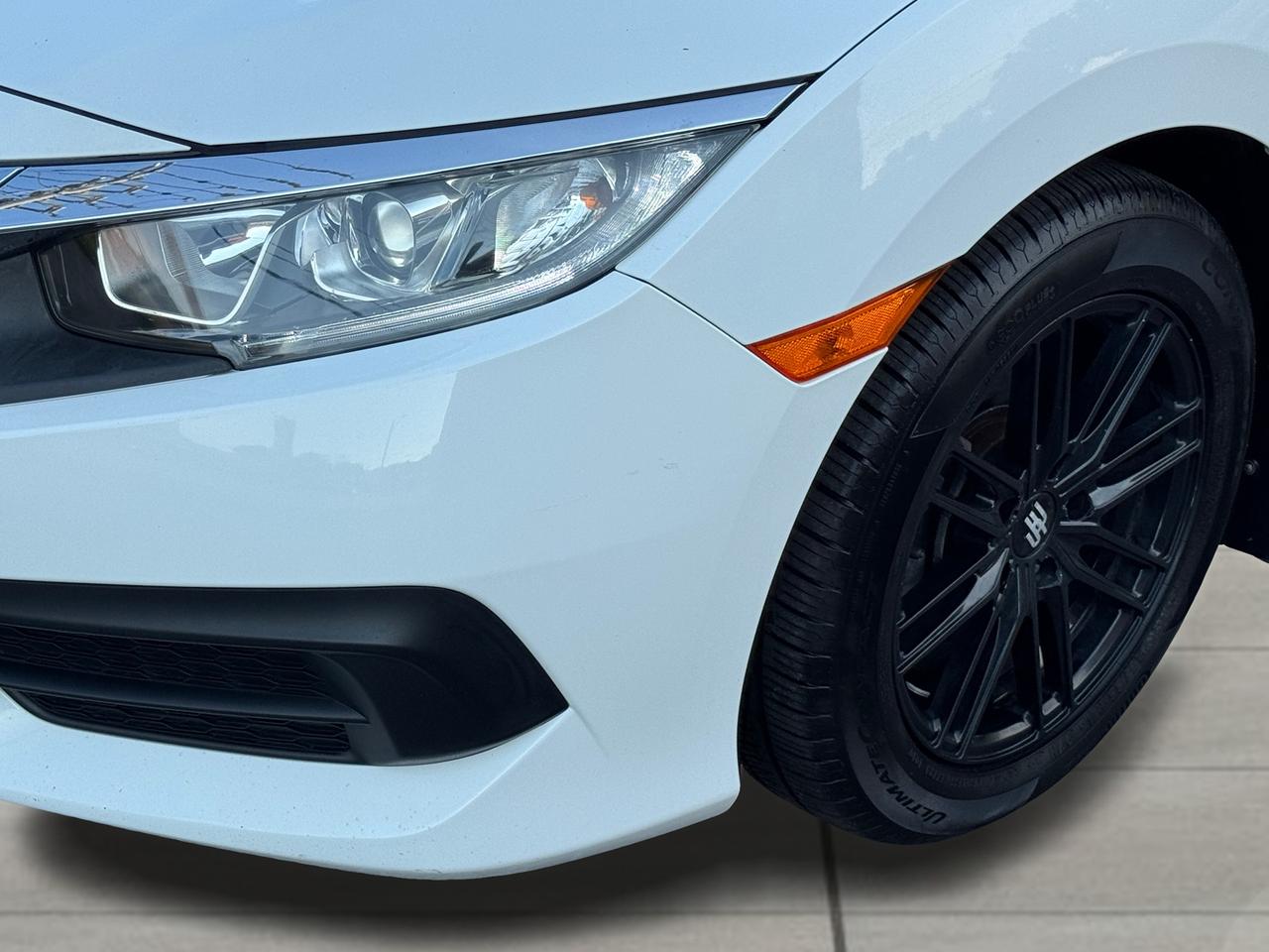 2016 Honda Civic LX+CLEAN CARFAX+ApplePlay+A/C Photo