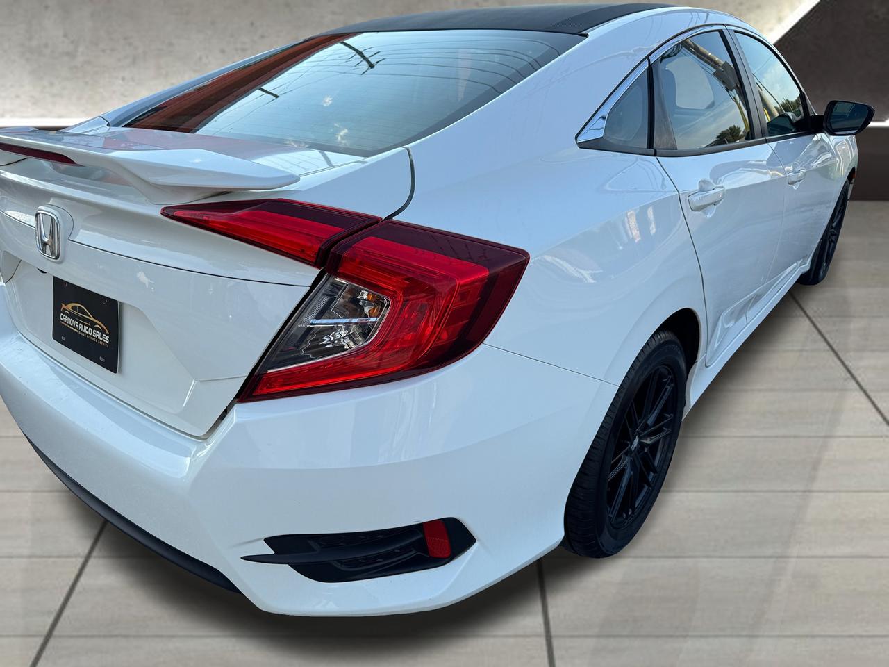 2016 Honda Civic LX+CLEAN CARFAX+ApplePlay+A/C Photo