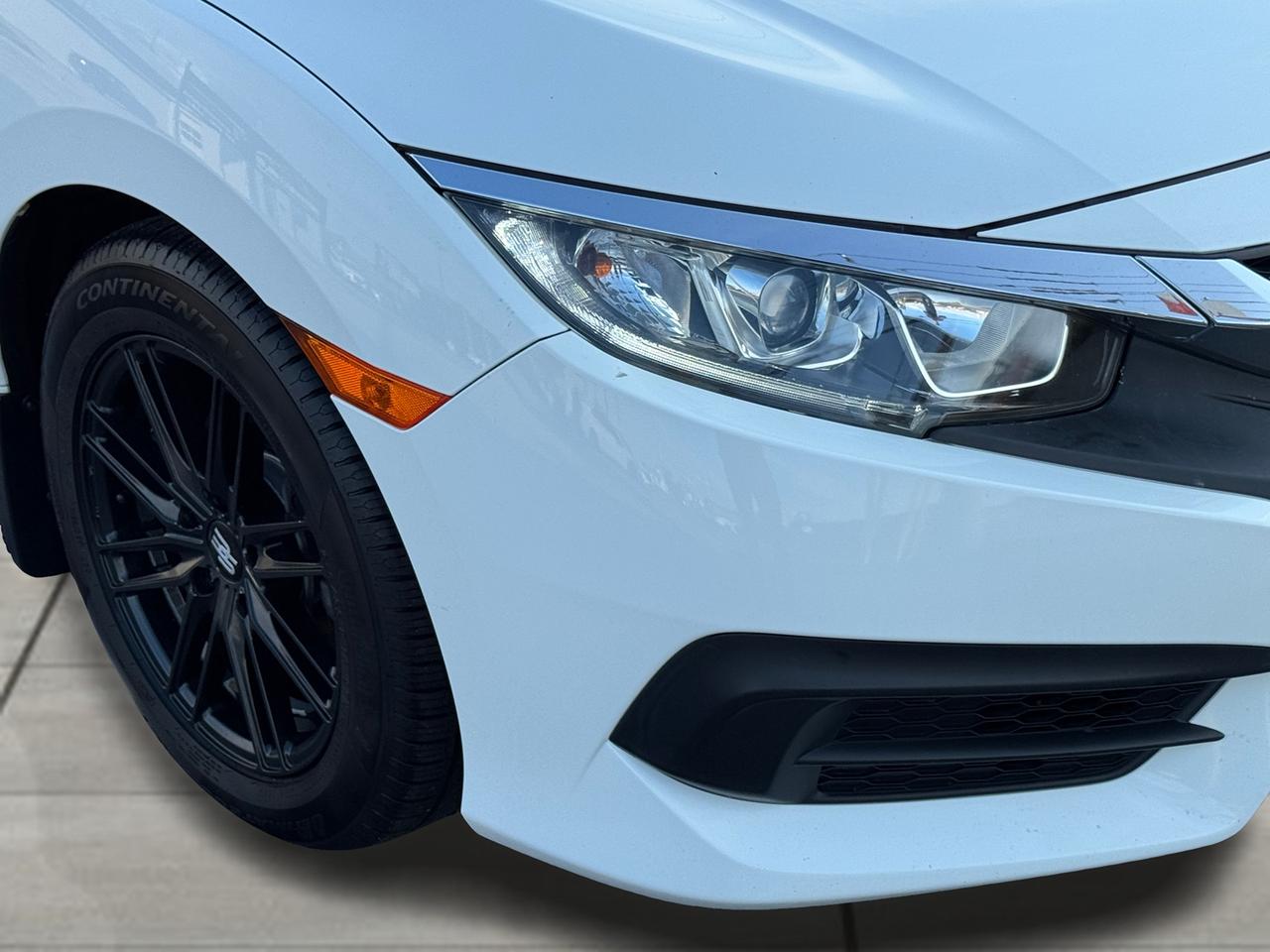 2016 Honda Civic LX+CLEAN CARFAX+ApplePlay+A/C Photo