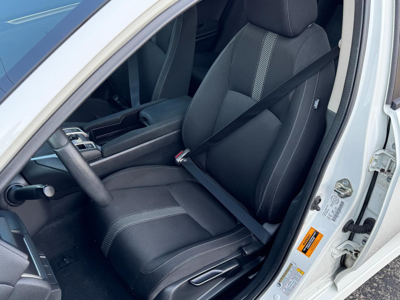 2016 Honda Civic LX+CLEAN CARFAX+ApplePlay+A/C Photo