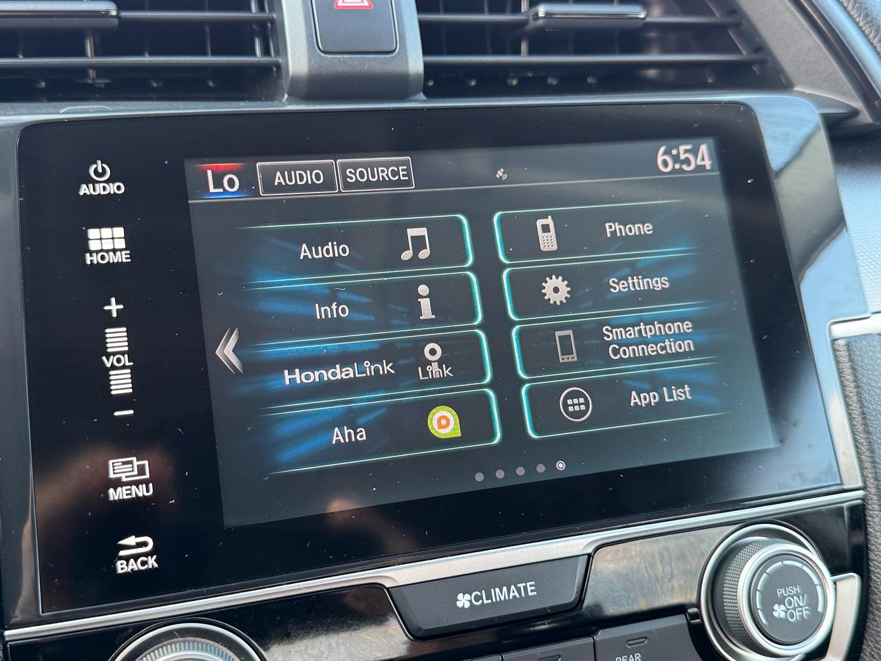 2016 Honda Civic LX+CLEAN CARFAX+ApplePlay+A/C Photo