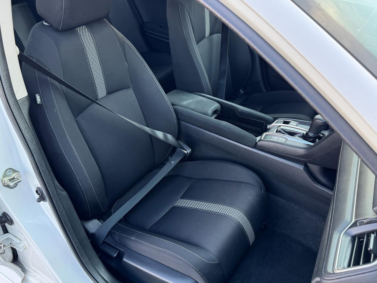2016 Honda Civic LX+CLEAN CARFAX+ApplePlay+A/C Photo