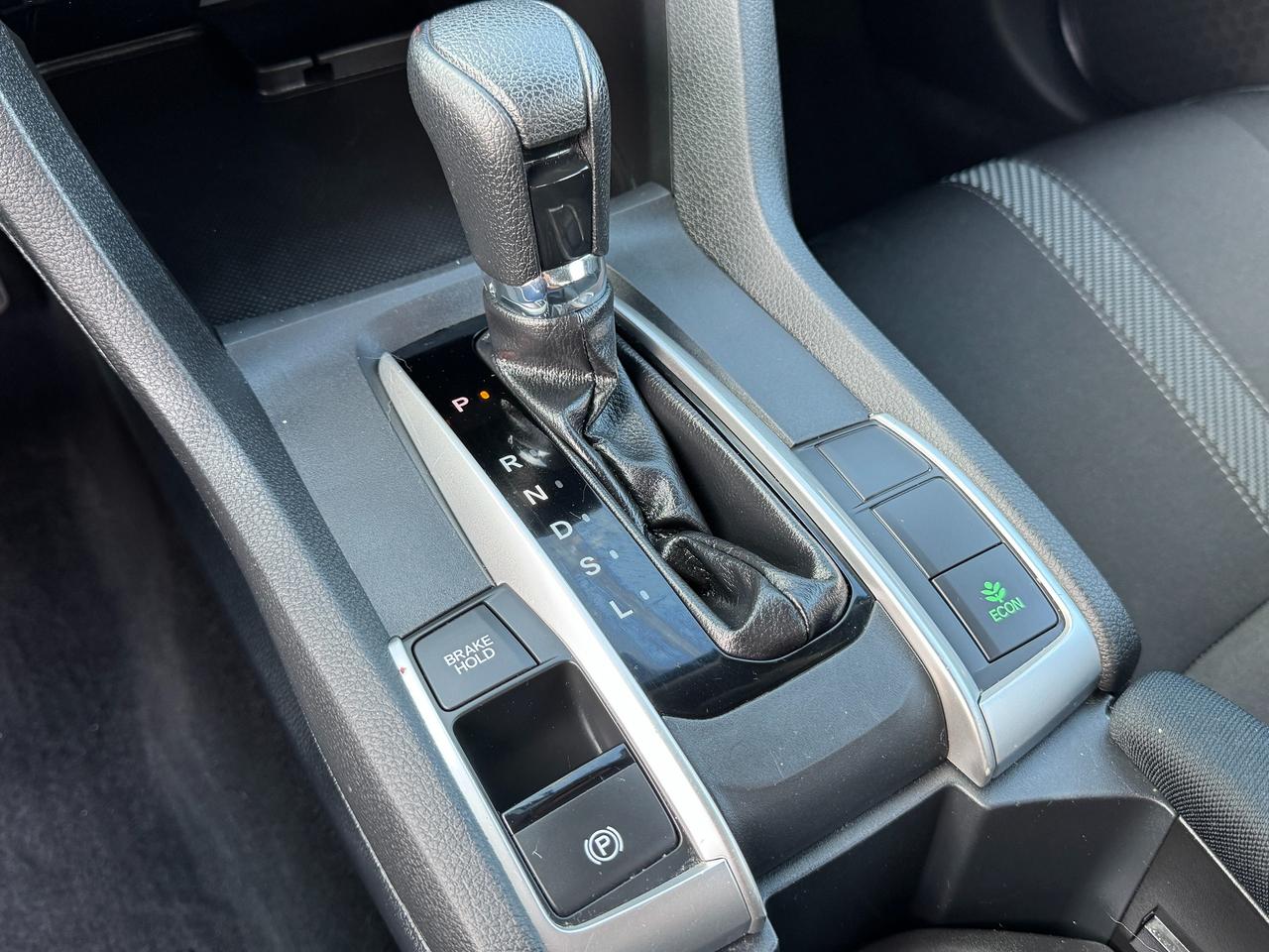 2016 Honda Civic LX+CLEAN CARFAX+ApplePlay+A/C Photo
