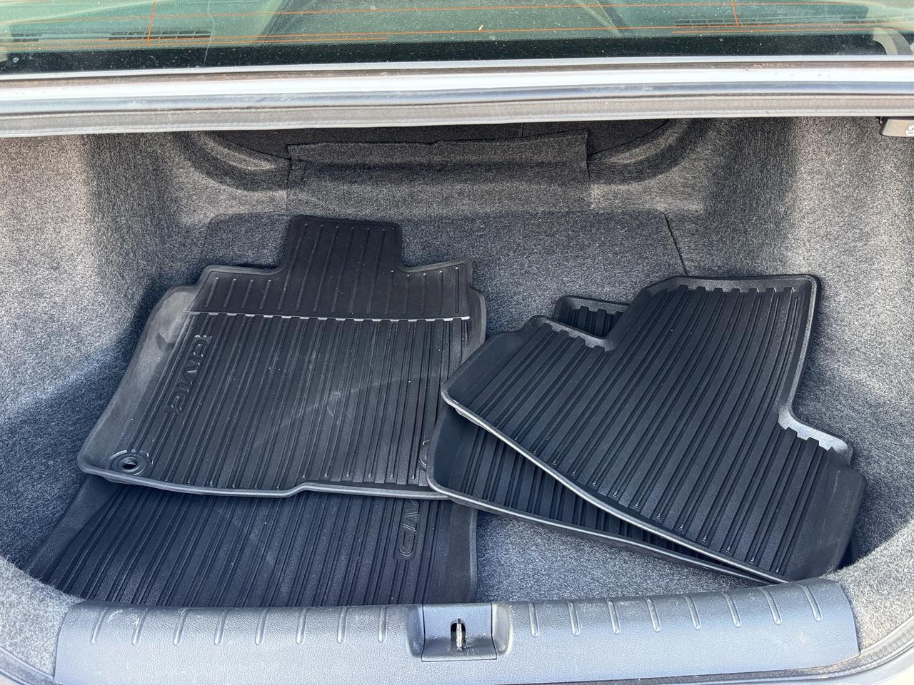 2016 Honda Civic LX+CLEAN CARFAX+ApplePlay+A/C Photo