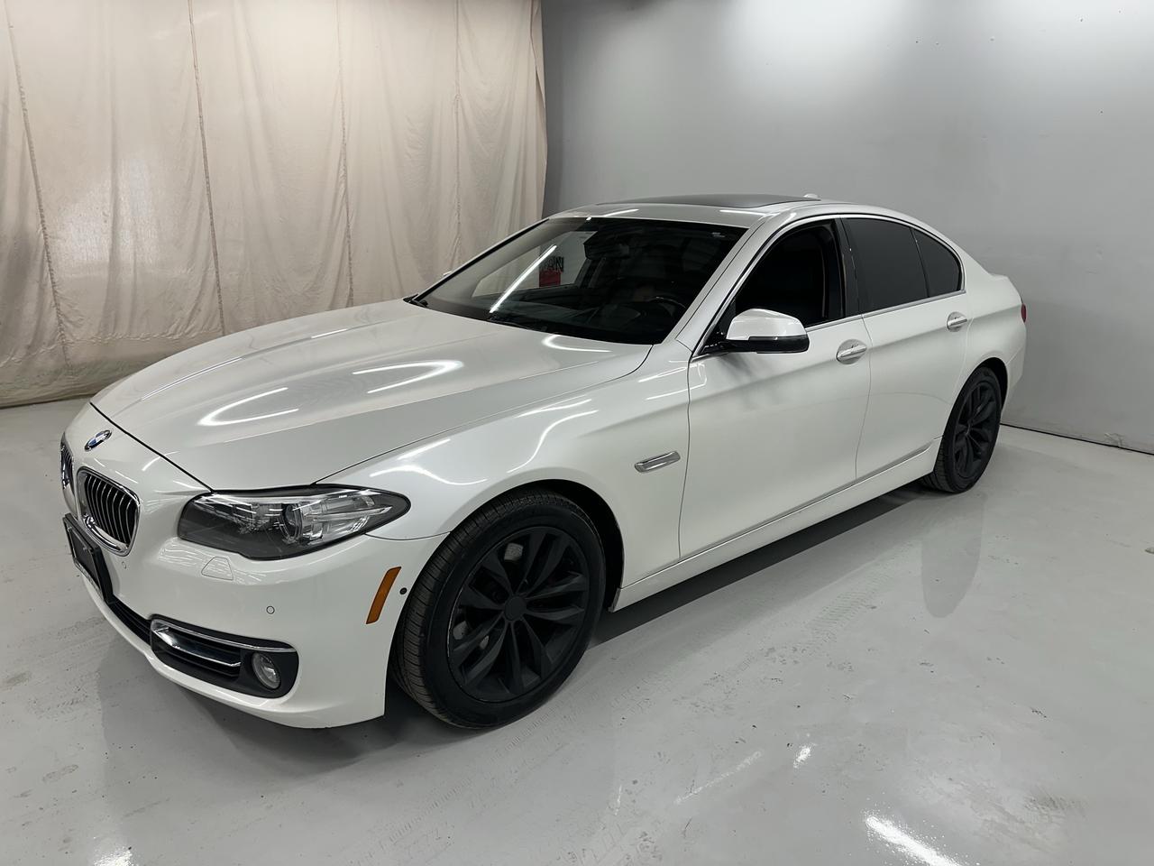 2016 BMW 5 Series 4dr Sdn 528i xDrive AWD Photo3