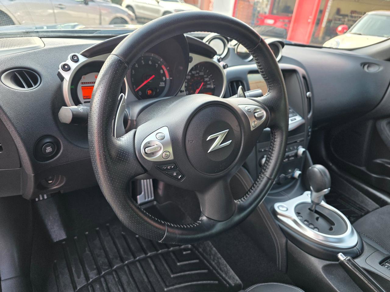 2010 Nissan 370Z TOURING Photo