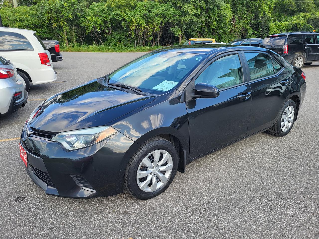 2015 Toyota Corolla LE Photo