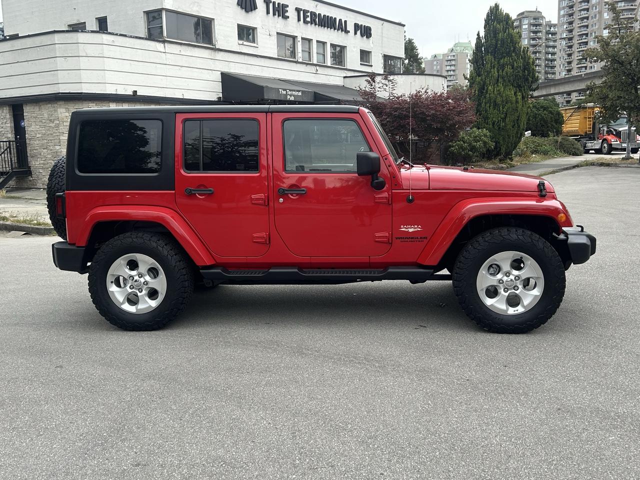 2014 Jeep Wrangler Sahara Photo