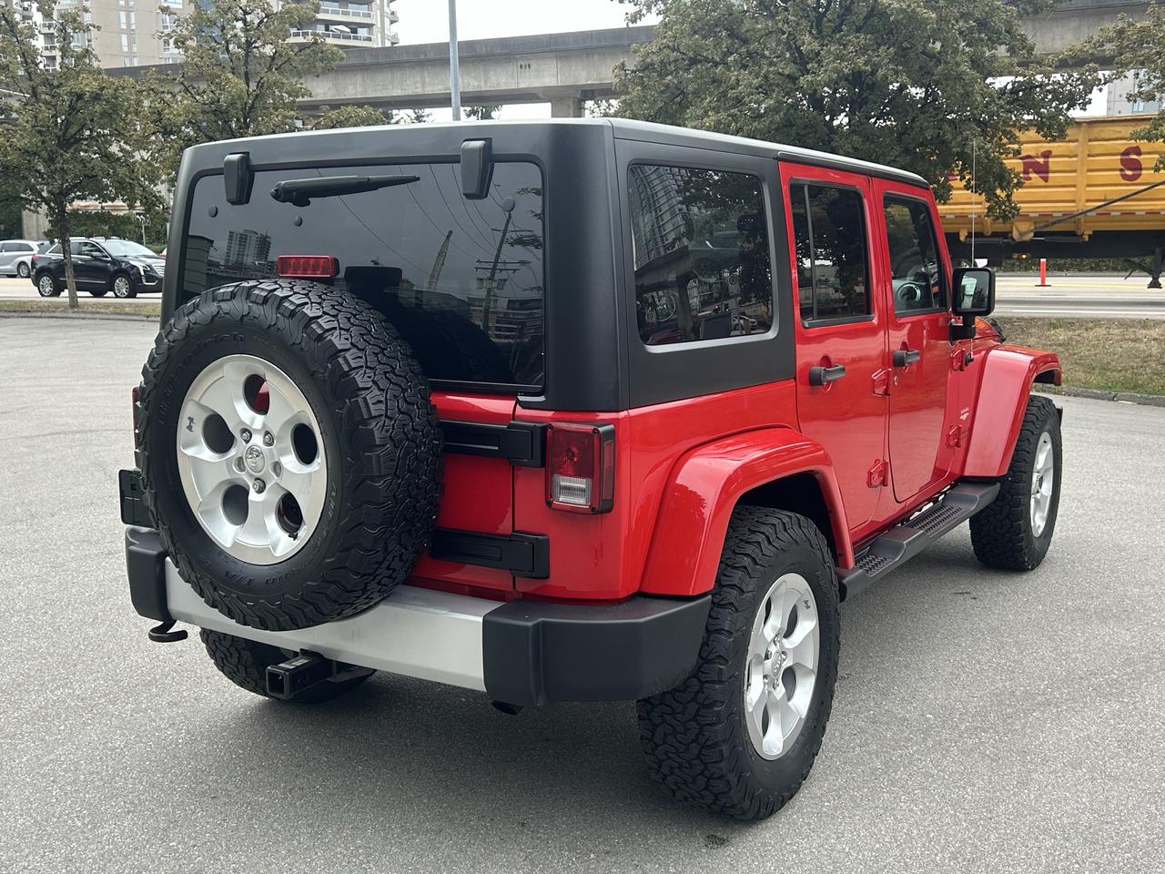 2014 Jeep Wrangler Sahara - Photo #6