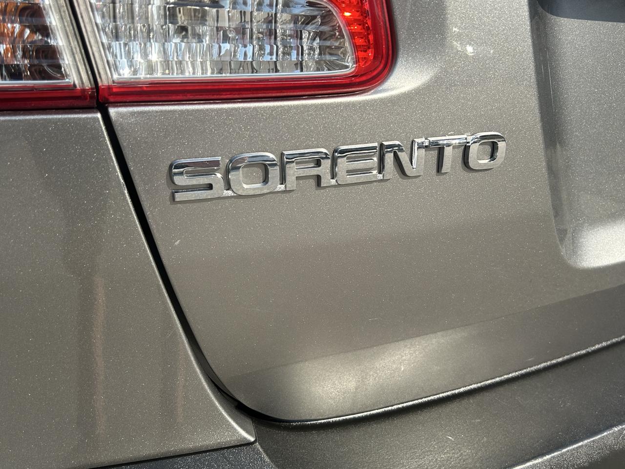 2012 Kia Sorento FWD 4dr I4 GDI Auto - Photo #15