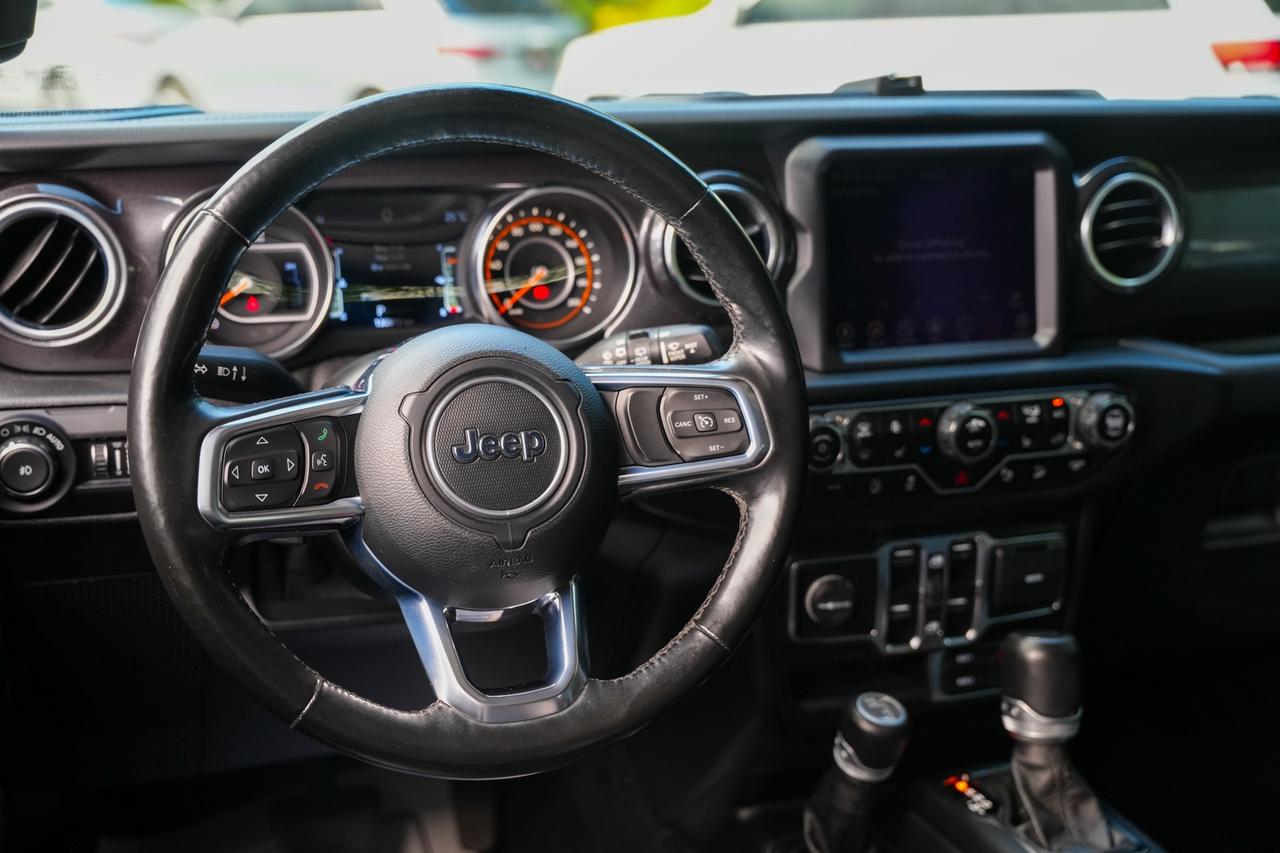 2020 Jeep Wrangler Unlimited Sahara Photo