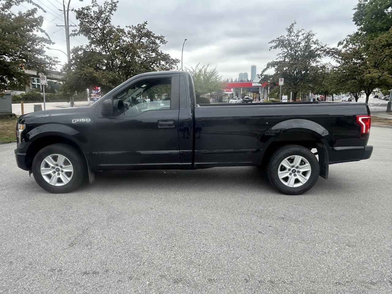 2015 Ford F-150 XL - Photo #2