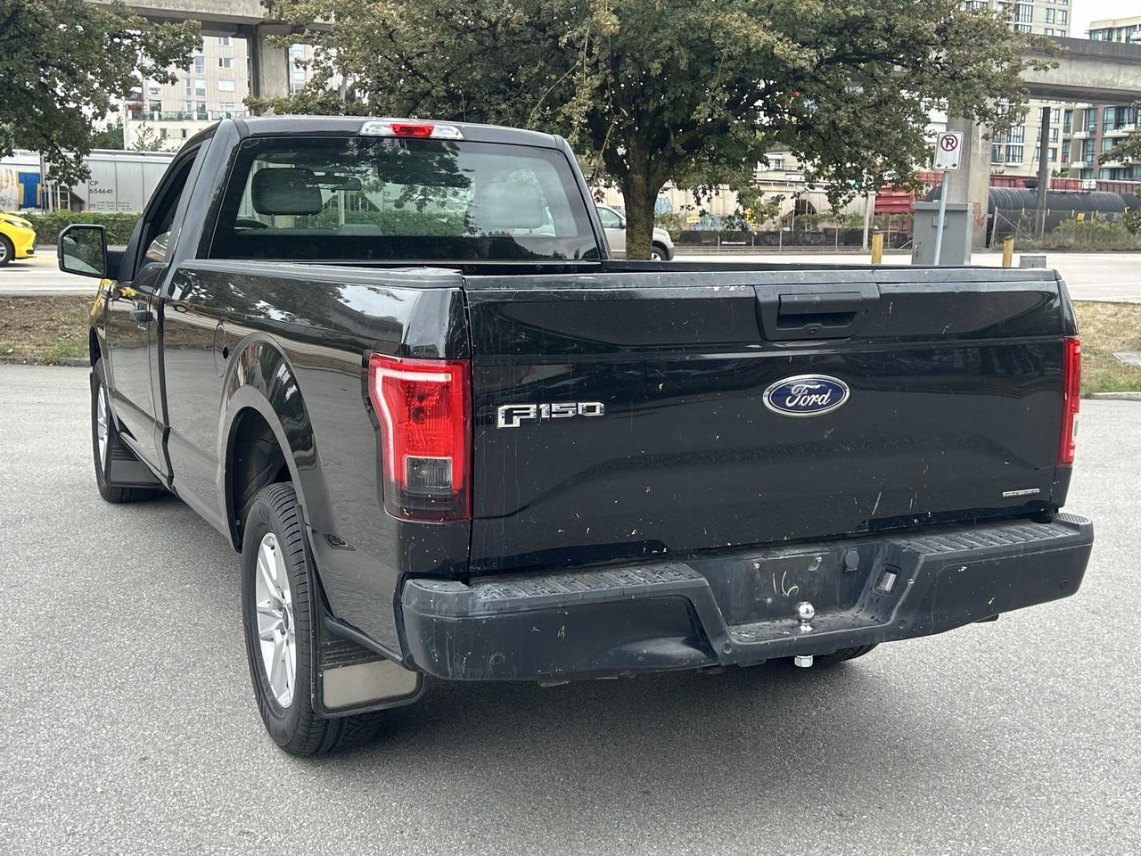 2015 Ford F-150 XL Photo