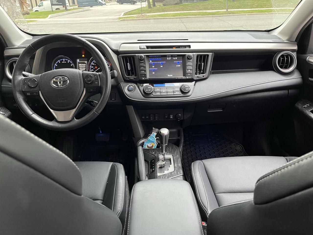 2017 Toyota RAV4  AWD PLATINUM-YES,....ONLY 37,368KMS.!!! 1 SENIOR OWNER Photo