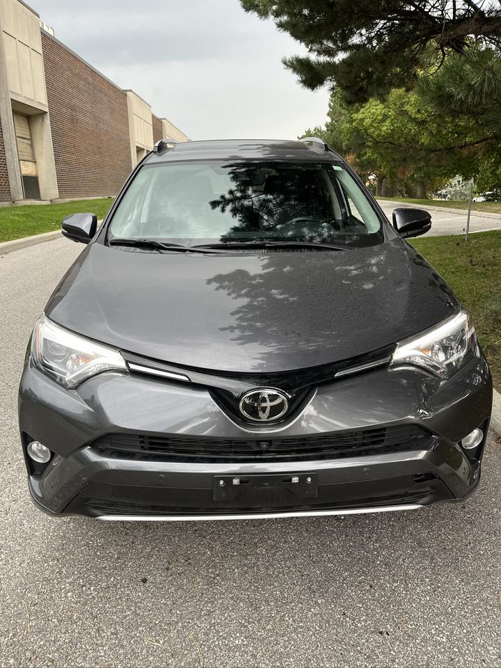 2017 Toyota RAV4  AWD PLATINUM-YES,....ONLY 37,368KMS.!!! 1 SENIOR OWNER Photo