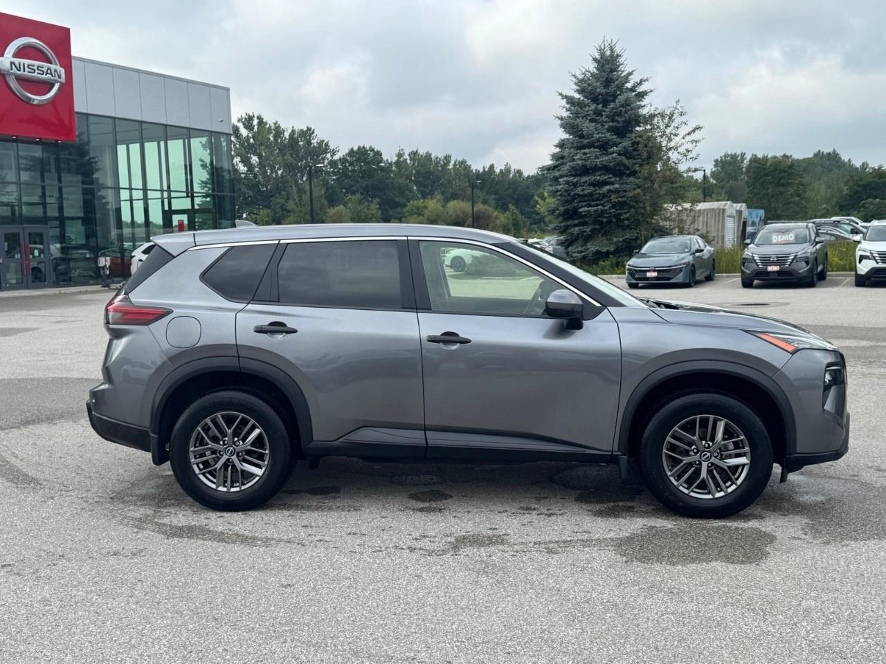 2024 Nissan Rogue AWD S Photo5