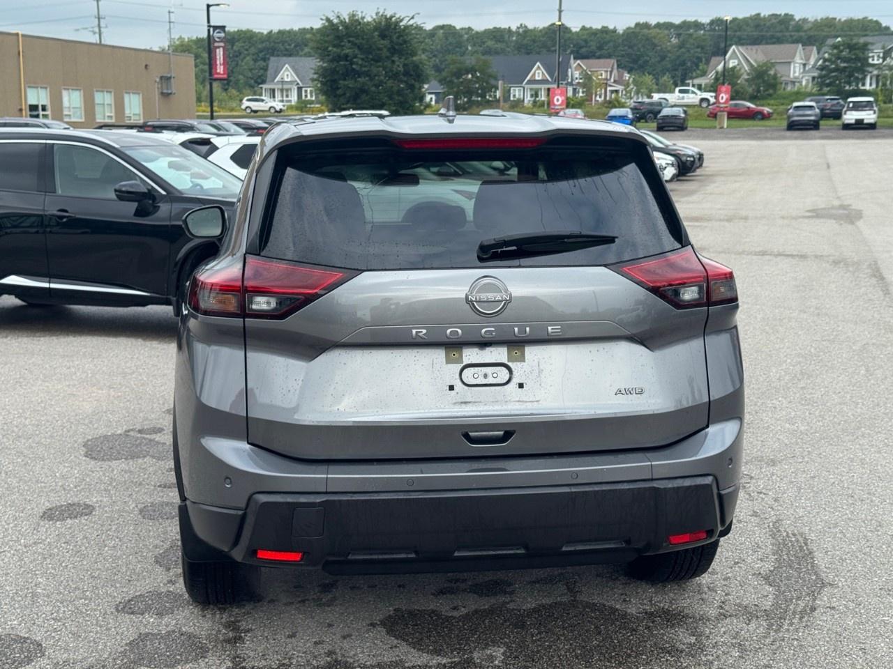 2024 Nissan Rogue AWD S Photo