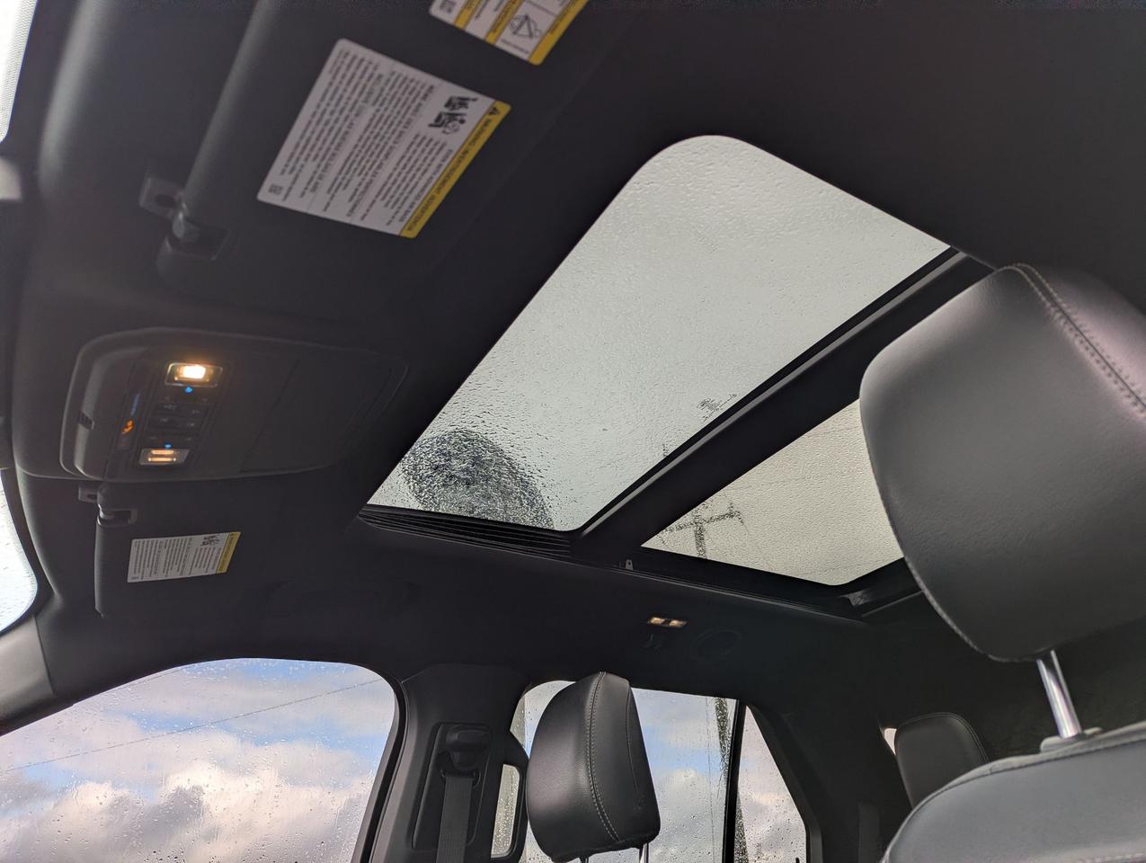 2020 Ford Explorer XLT 4WD Photo