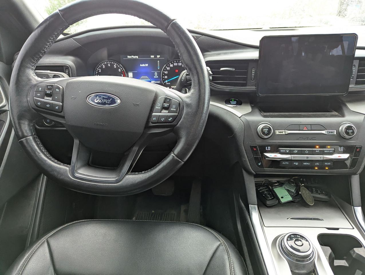 2020 Ford Explorer XLT 4WD Photo