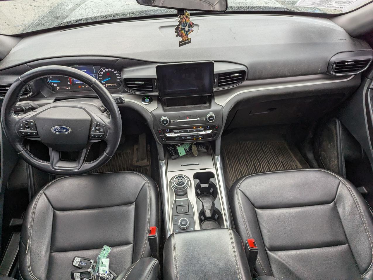 2020 Ford Explorer XLT 4WD Photo