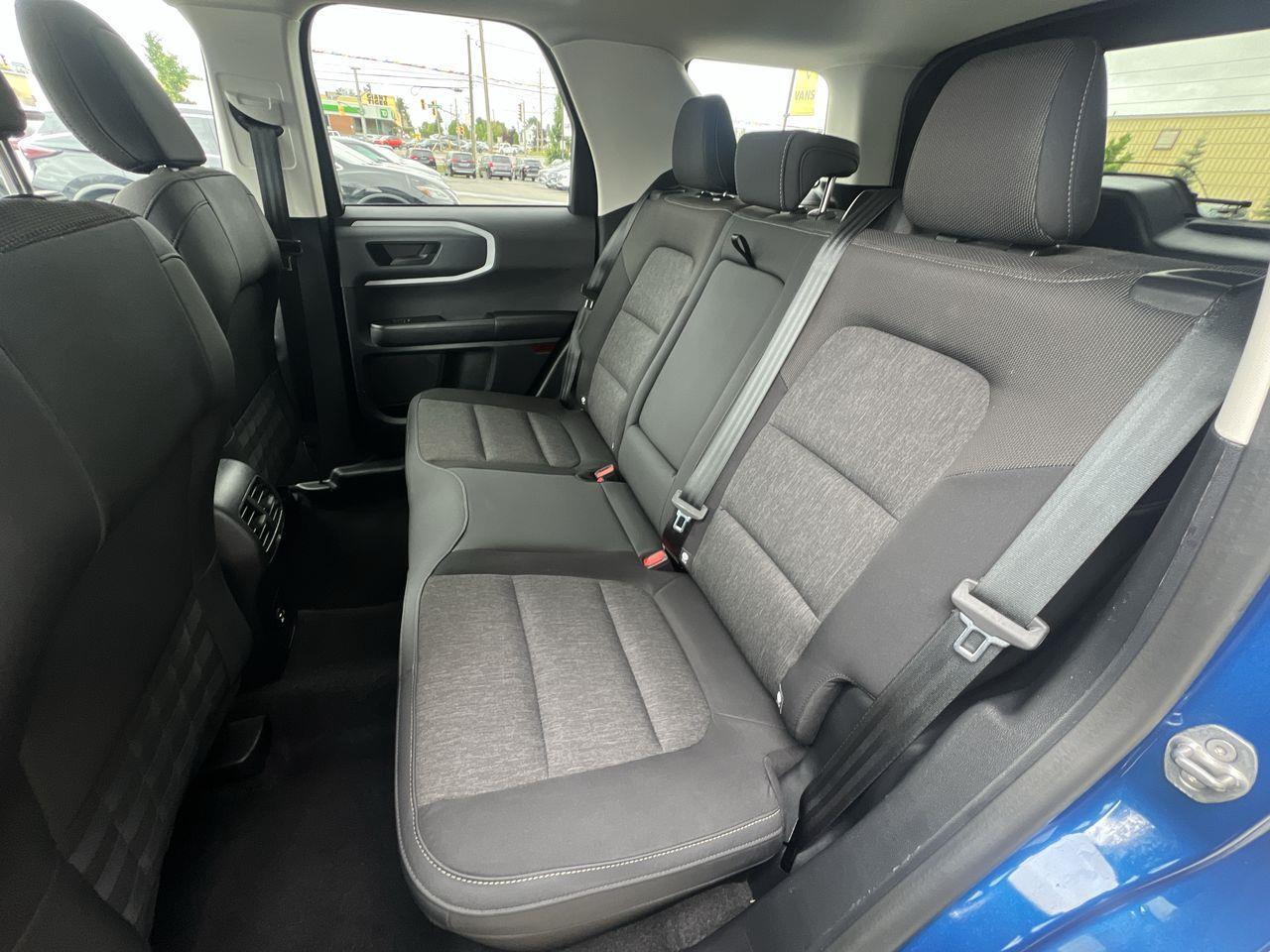 2024 Ford Bronco Sport Big Bend PREVIOUS DAILY RENTAL, REVERSE CAM, HEATED SEATS, POWER DRIVER SEATS!! Photo