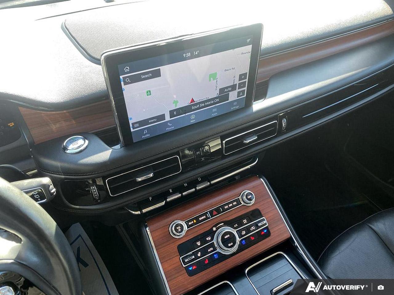 2023 Lincoln Aviator Reserve POWER MOONROOF | LEATHER | HEATED SEATS Photo