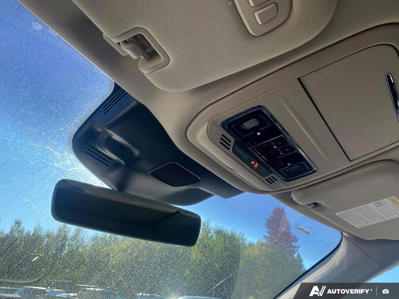 2023 Lincoln Aviator Reserve POWER MOONROOF | LEATHER | HEATED SEATS Photo