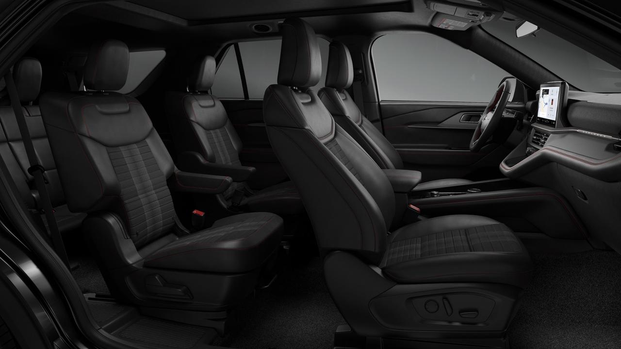 2027 Ford Explorer ST-Line 4WD Photo