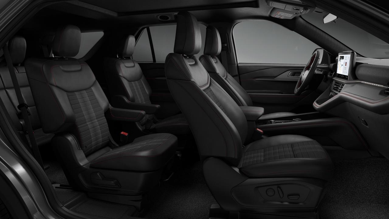 2027 Ford Explorer ST-Line 4WD Photo