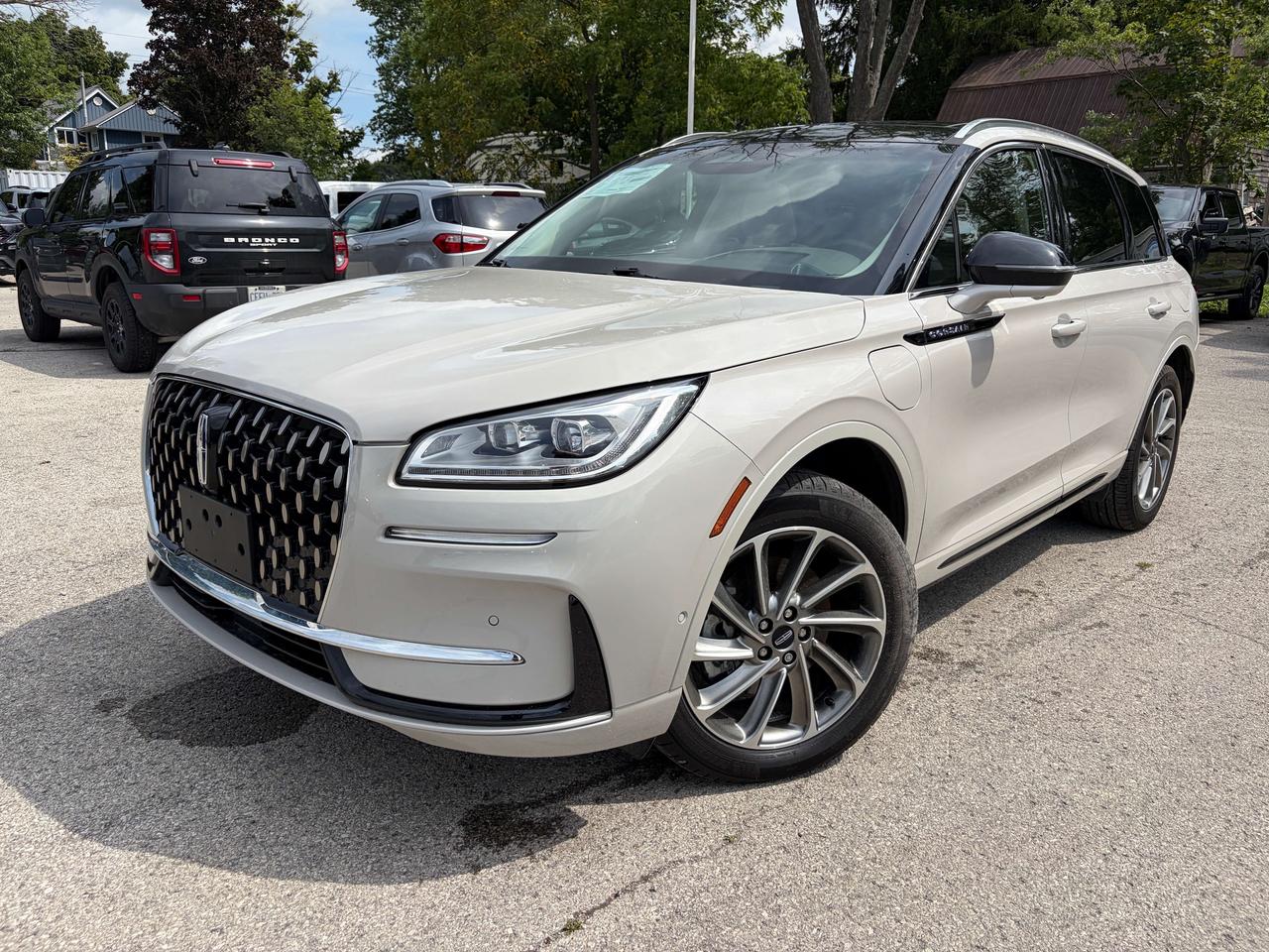 2023 Lincoln Corsair Grand Touring AWD Photo0