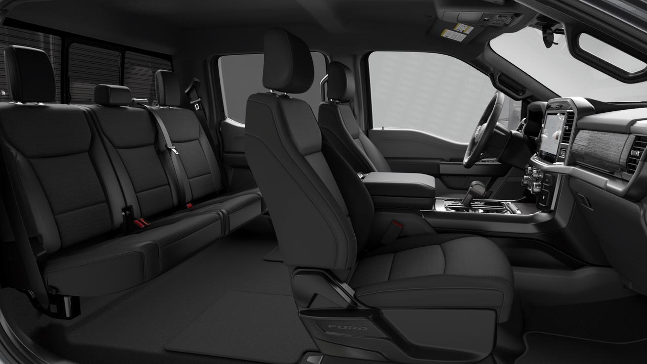 2026 Ford F-150 XLT Photo5