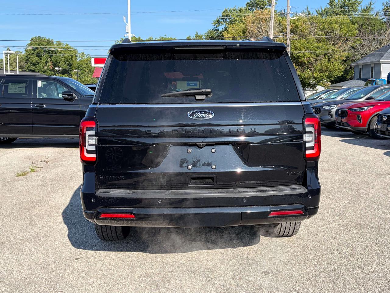 2023 Ford Expedition Limited Stealth Max 4x4 Photo3